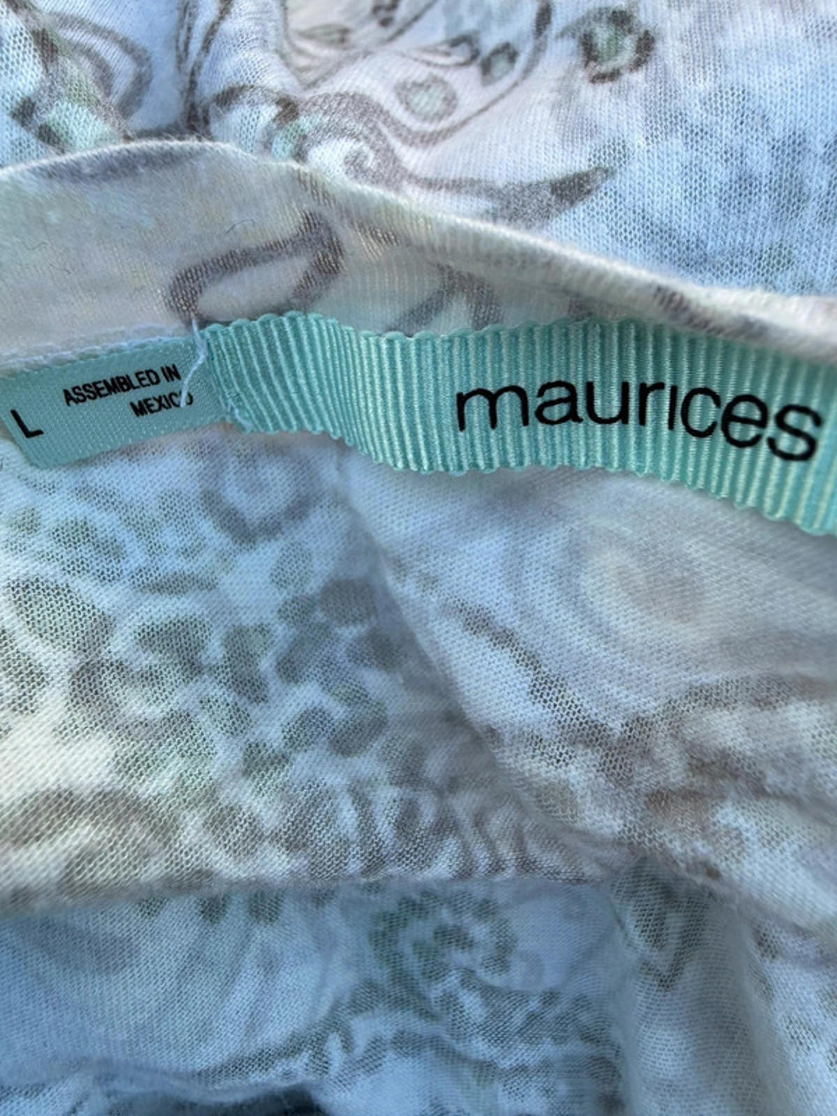 Maurices Bedazzled Boho Paisley White Top Women’s Size L