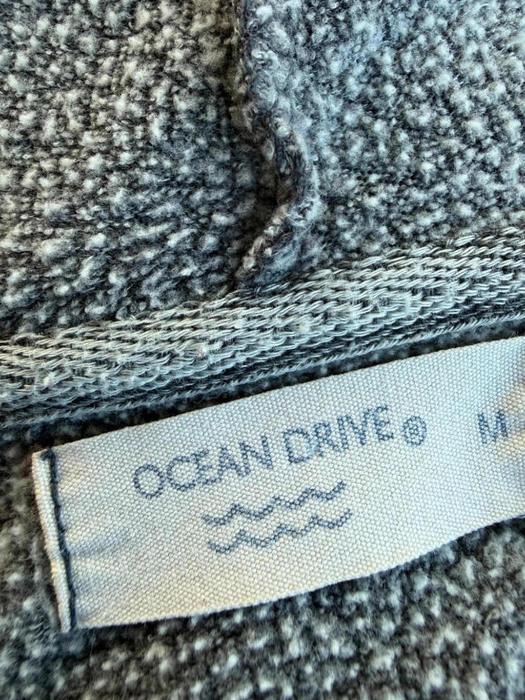 Ocean Drive Women’s Pull Over Gray Distrssed Grunge Hoodie Size M