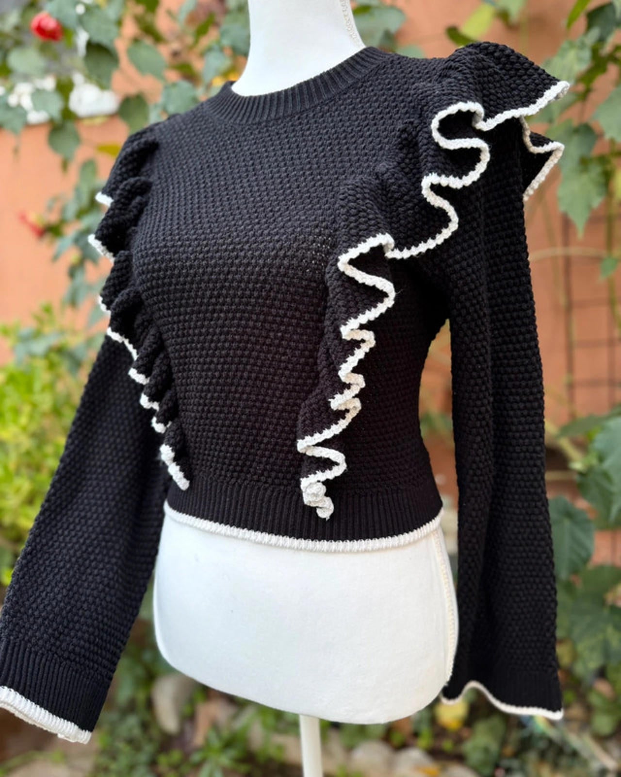 Divided Black White Ruffled Sweater Women’s Size S