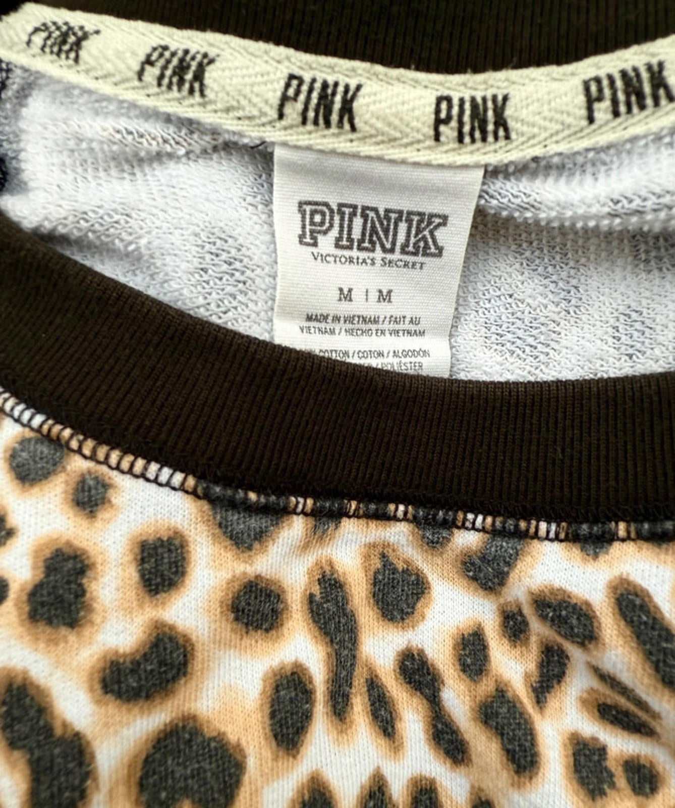 Victoria Secret PINK Leopard Print Womens Sweater Size M