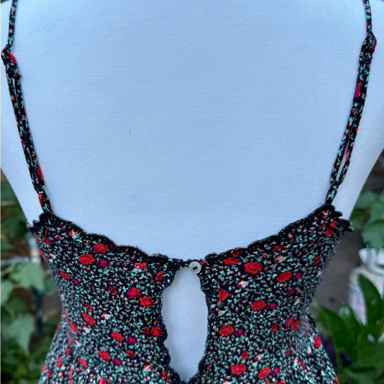 Urban Outfitters Spaghetti Strap Black and Red Floral Dress Size S Small