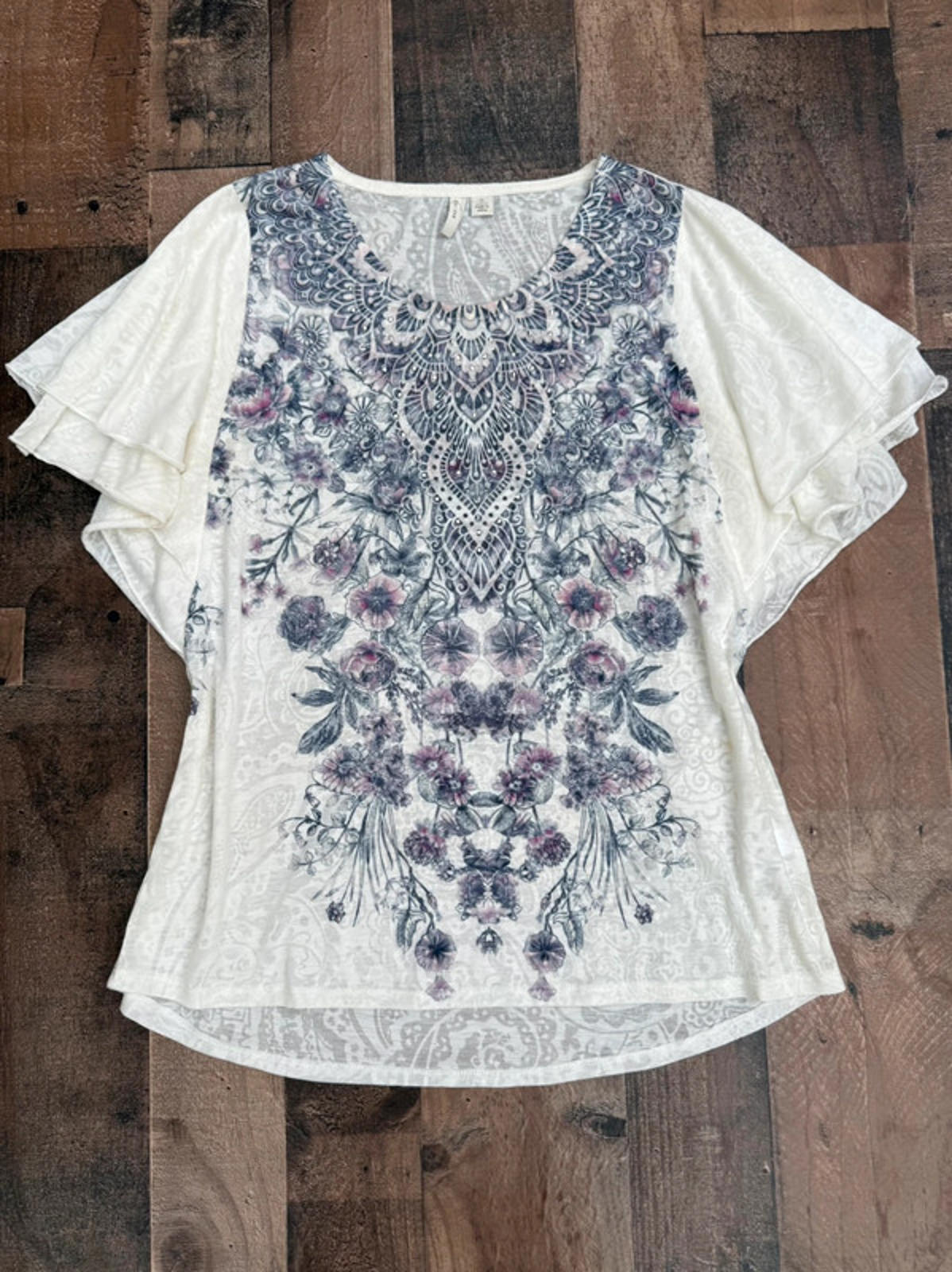 Bedazzled Butterfly Soft Cute Floral & Paisly Design Blouse Women’s Size S