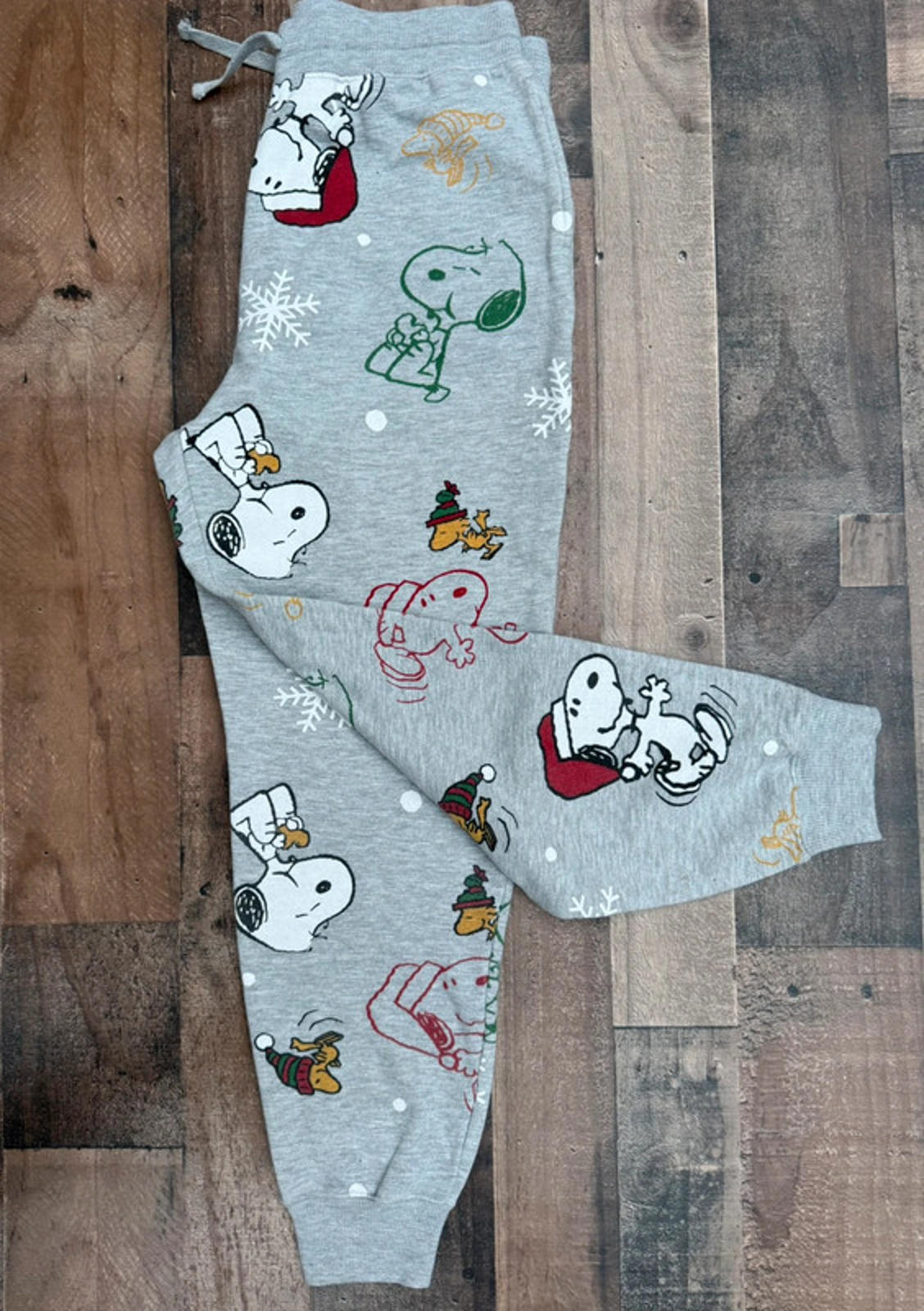 Snoopy Christmas Holiday Gray Sweat Pants Juniors L 11/13