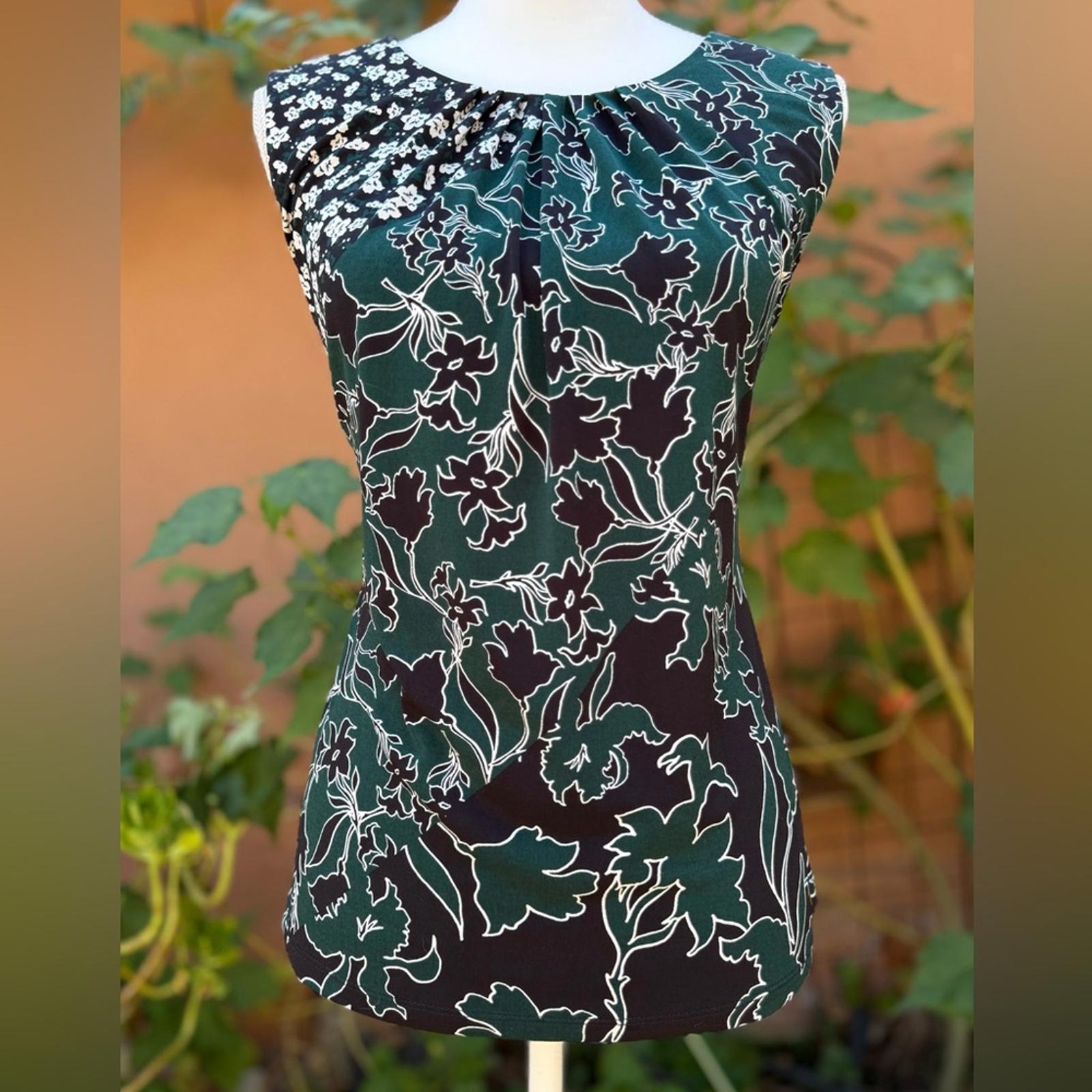 Calvin Klein Black and Forrest Green Floral Sleeveless Top Size L