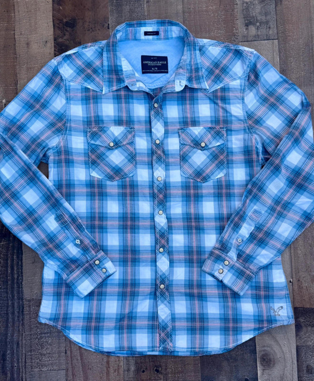 American Eagle Men’s Long Sleeved Button Up Plaid Collard Top Size XL