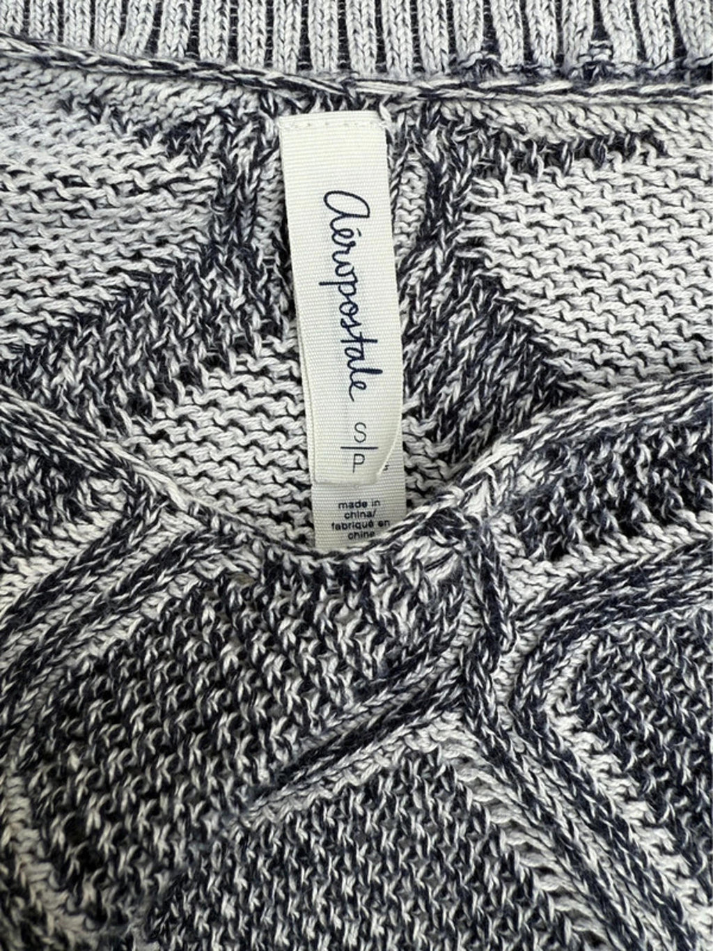 Aeropostale Sweater Gray & BlackJuniors Or Women’s Size S