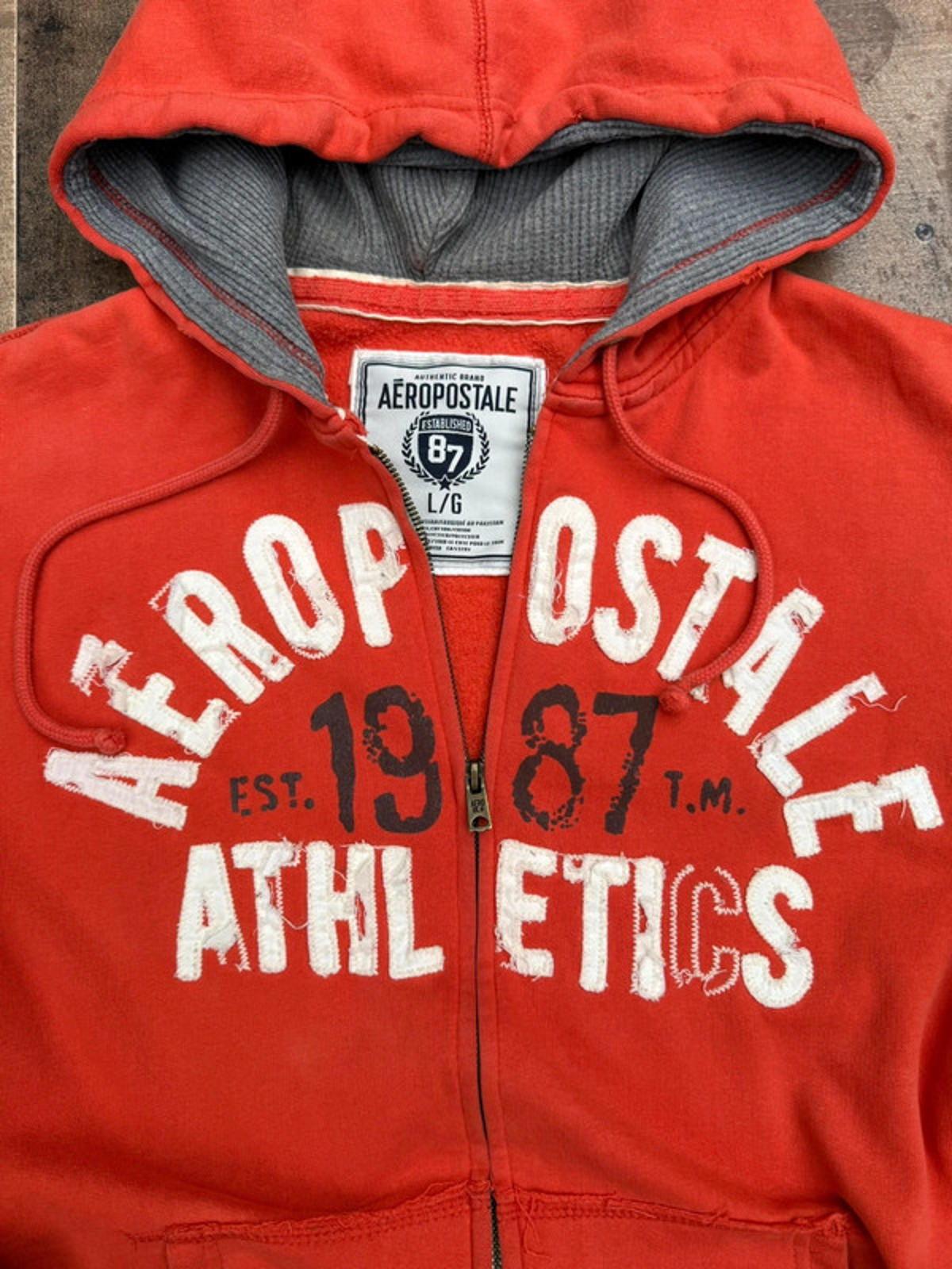 Aeropostale Burnt Orange Men’s Distressed Hoodie Size L