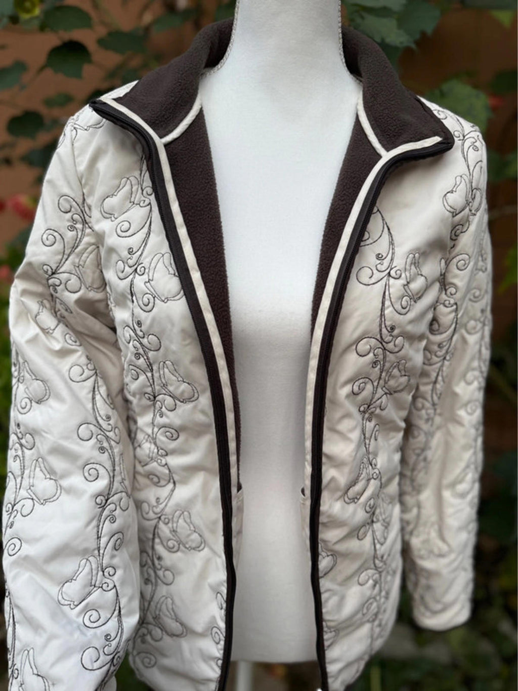 Live In It Free Country Jacket Cream & Brown Butterfly Women’s Size M