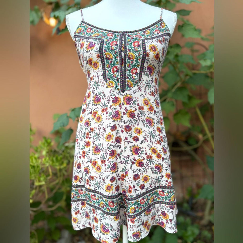 American Eagle Outfitters Paisley Floral Dress Size M