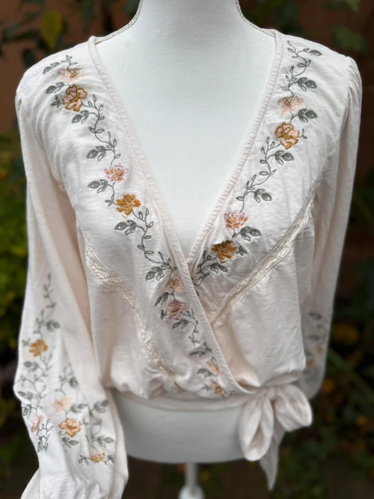 Lucky Brand Floral Cream Boho Cropped Top Size M