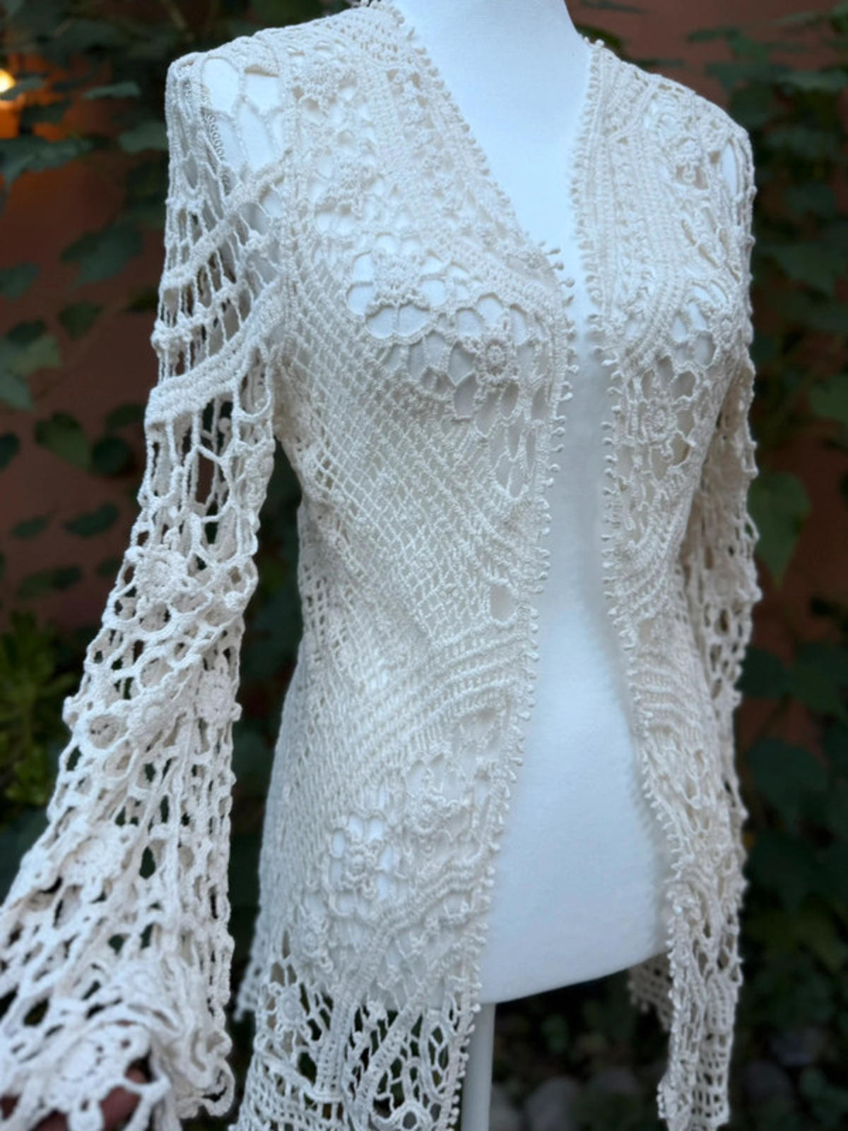 Liv Los Angeles Cute Knit Cardigan Size M