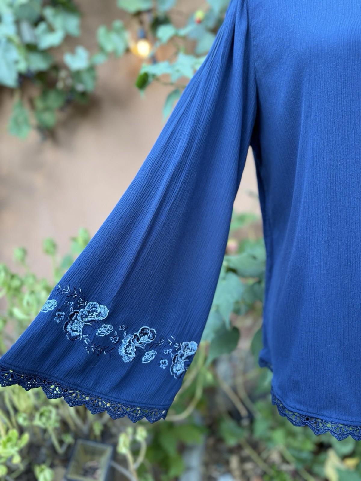 Time And True Royal Blue Embroidered Bell Sleeve Boho Women’s Top Size S 4-6