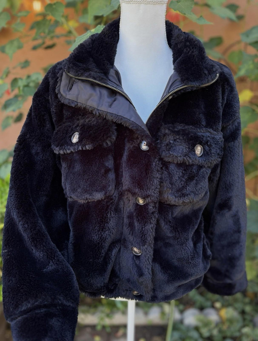 True & Time Women’s Size Medium Fuzzy  Button With Full Zip Black Jacket 8/10 M