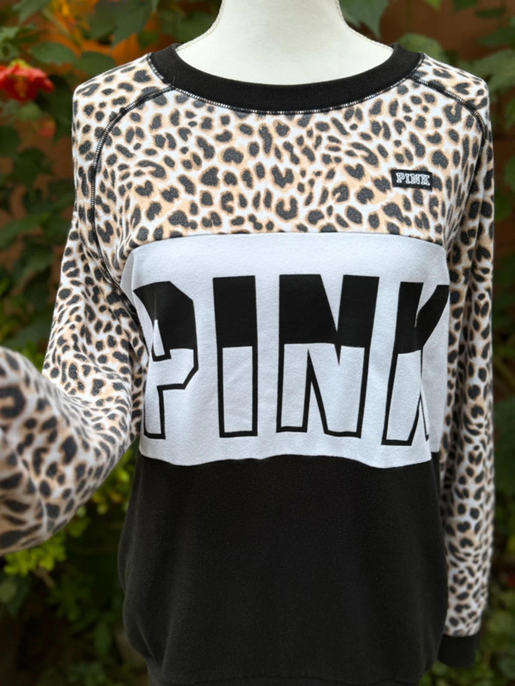 Victoria Secret PINK Leopard Print Womens Sweater Size M