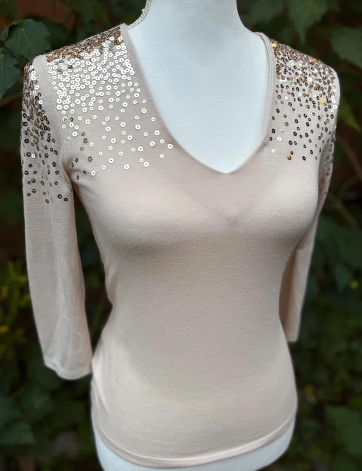Ann Taylor Tan Sequins Comfy Knit Top Women’s Size XXS
