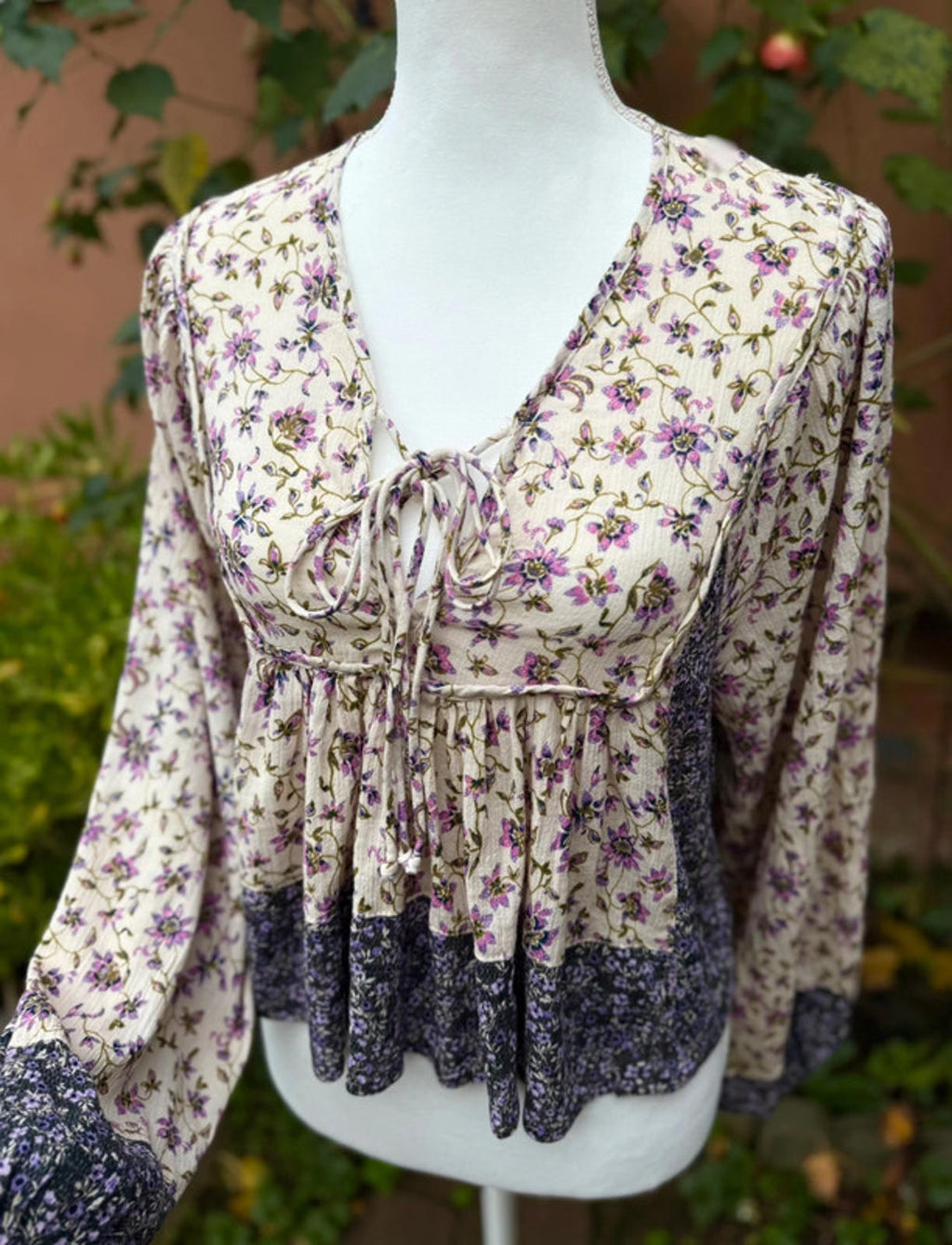 Olivaceous Boho Hippie Floral Cropped Peplum Top Women Size M