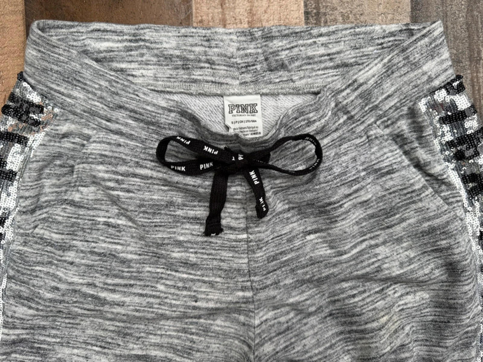 Victoria Secret PINK Gray ‘& Black Sequins Sweats Womens Size S