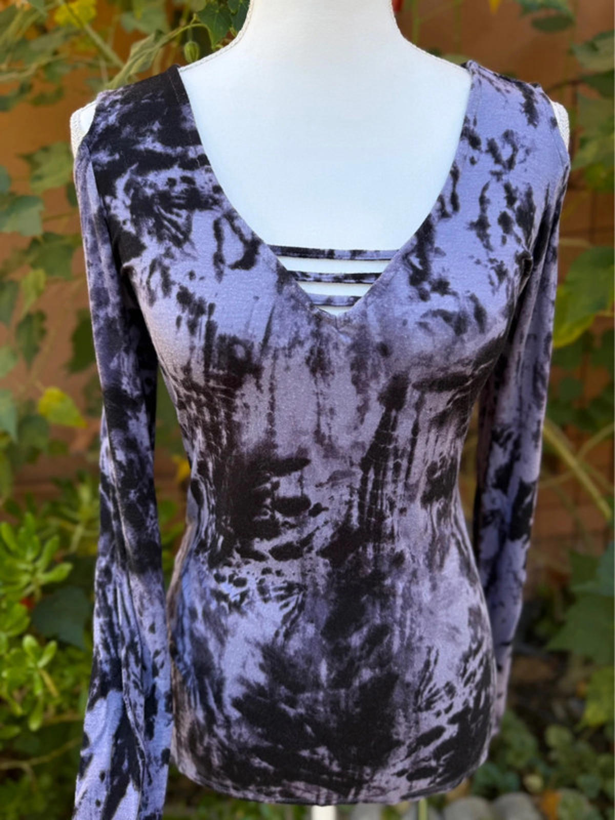 Rock & Republic purple Black Tie Dye Long Skeeved Grunge Top Size M