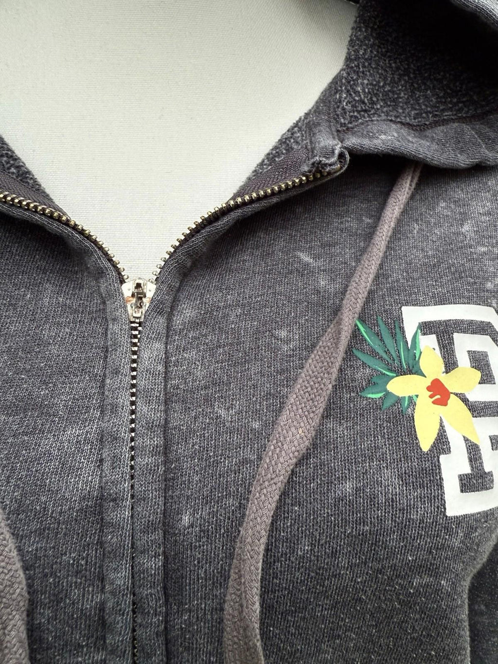 Victoria Secret PINK Gray & White Confetti Floral Plant Hoodie Size L